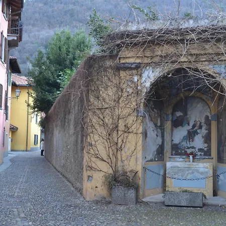 Casa Giovanola Holiday home *
